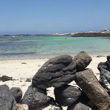 Nire Lula En La Misma Playa Apartamento *